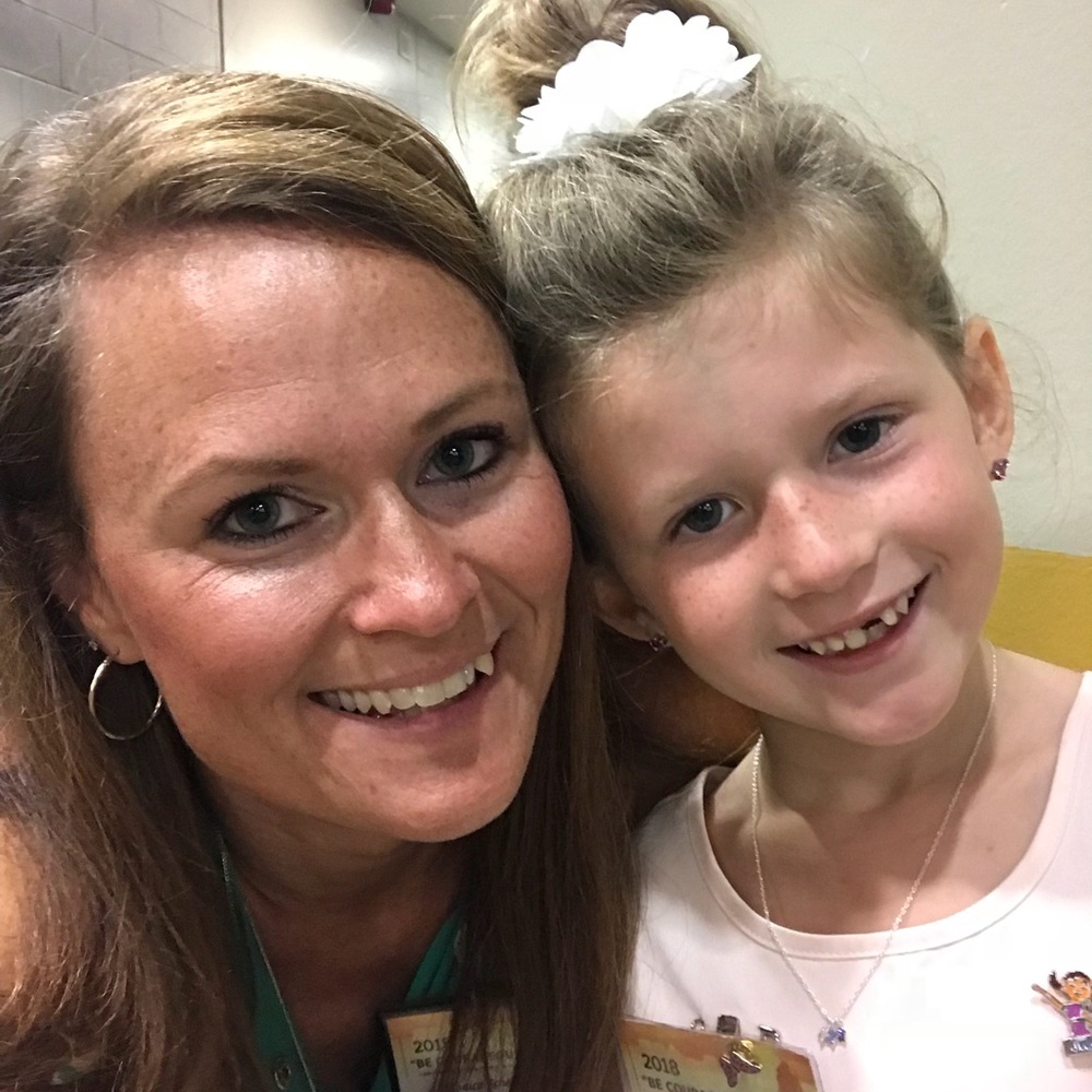 Meet your Posher, Monica